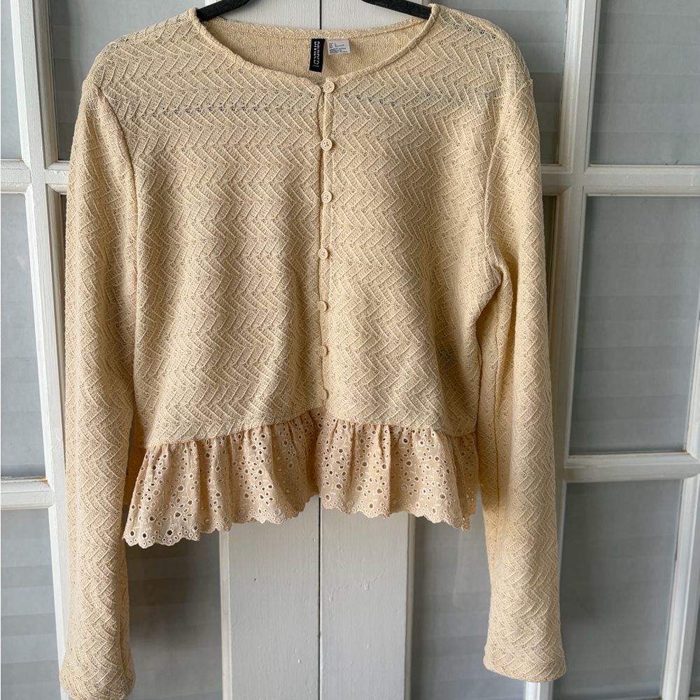 H&M Cream Textured Blouse with Ruffle Hem